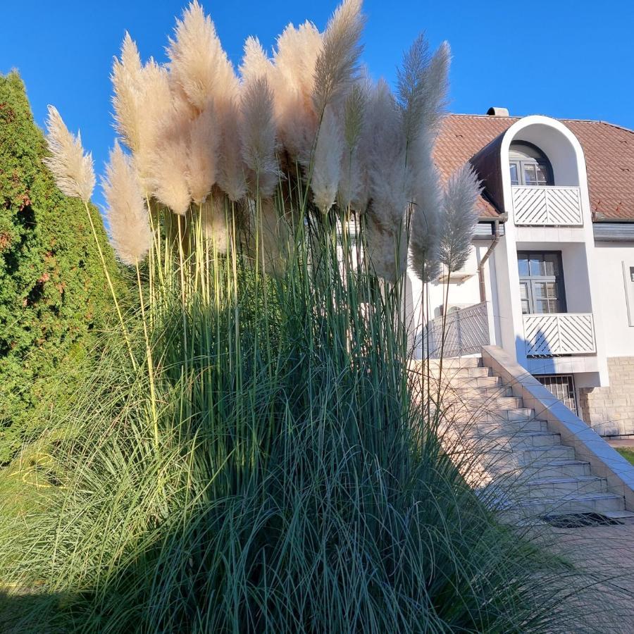 Napfeny Villa Balatonfured Luaran gambar