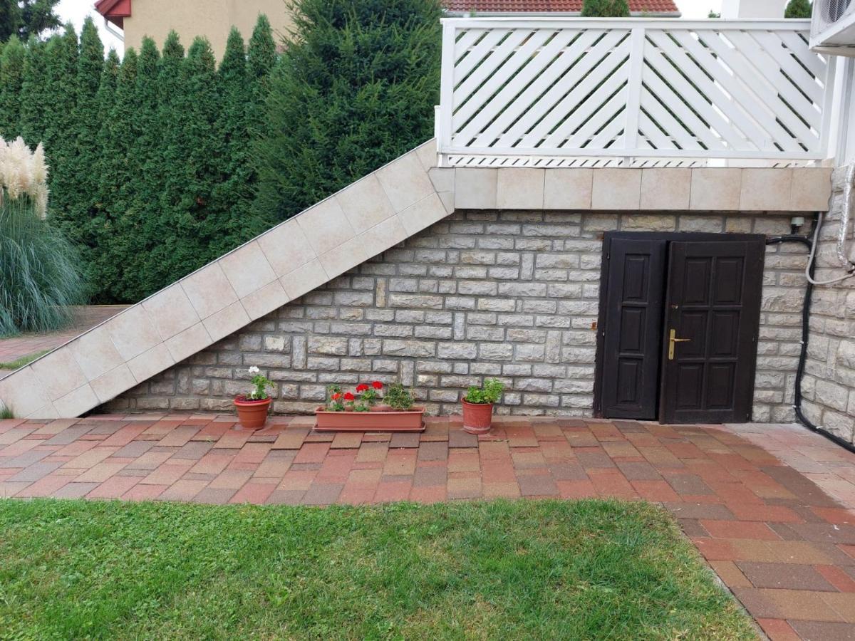 Napfeny Villa Balatonfured Luaran gambar