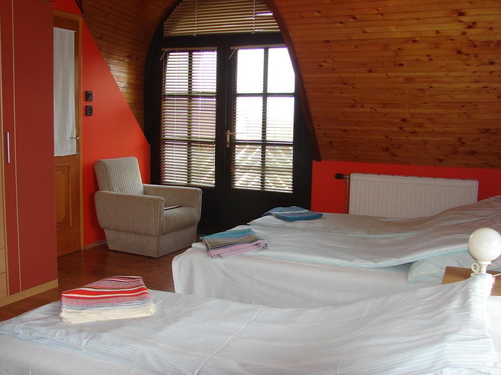 Napfeny Villa Balatonfured Bilik gambar